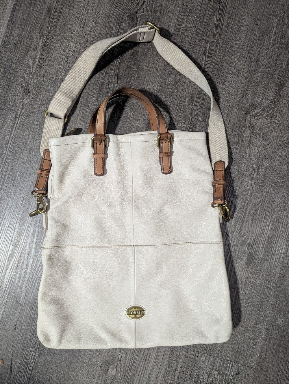 Leather Fossil Purse Hand Bag Shoulder And Crossbody Fold Over Off White